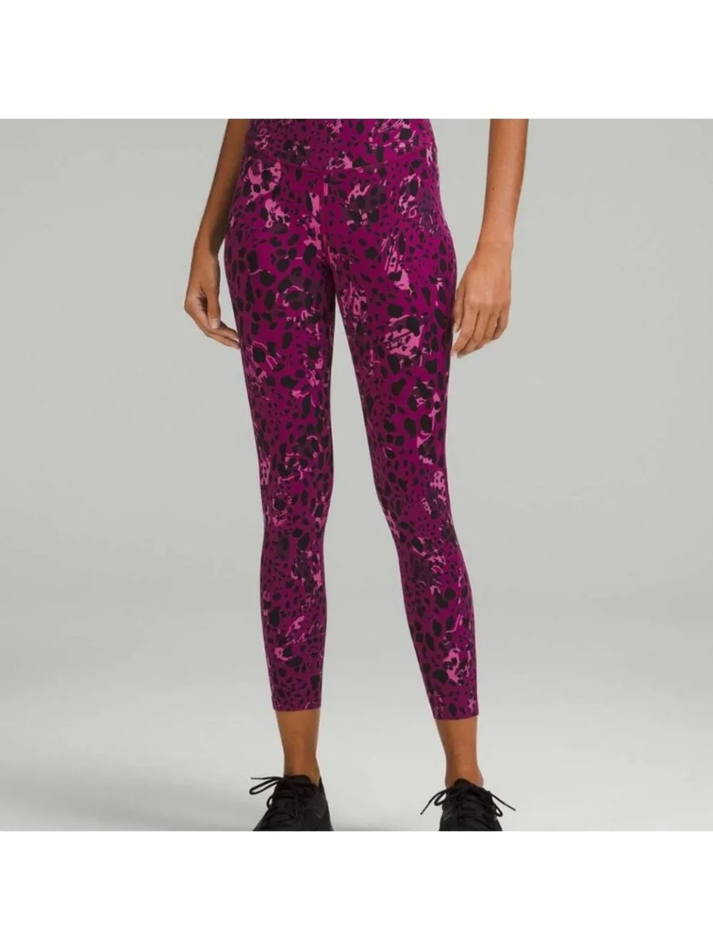Lululemon Base Pace High-Rise Running Tight 25